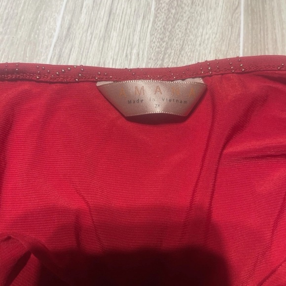 Amana Red and Gold Rhinestone Paisley Pattern Tunic Flowy Elegant Blouse Size 2X - Picture 6 of 7